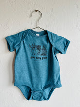 Load image into Gallery viewer, Pre-loved Onesies
